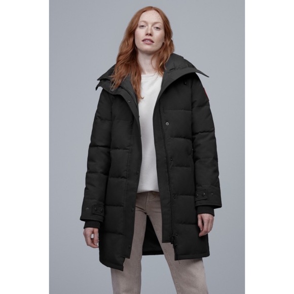 *SOLD* Authentic Canada Goose Shelburne parka EUC - Picture 4 of 9